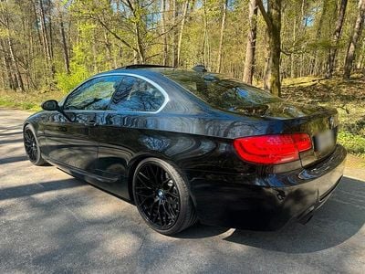 Gebraucht BMW 325 M Sport 218 PS (160 kW) 2007 Schwarz Coupé