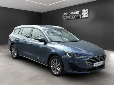 Gebraucht Ford Focus Titanium 225 PS (165 kW) 2023 Blau Kombi