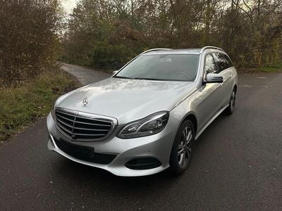 Gebraucht Mercedes E220 170 PS (125 kW) 2013 Silber Kombi