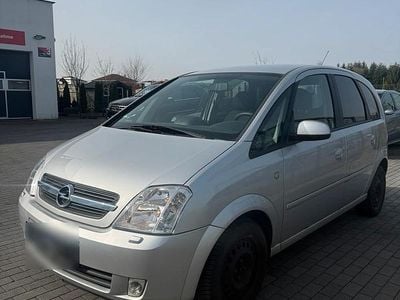 Gebraucht Opel Meriva 101 PS (74 kW) 2005 Silber Van / Kleinbus