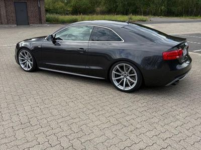 Grau Gebraucht 2013 Audi A5 Sport | 14.000 € (Etwas zu teuer)