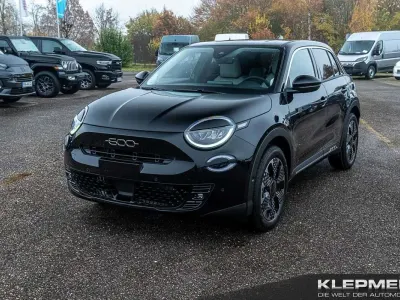 Ny Fiat 600 La Prima 145 HK (106 kW) 2025 Sort Sedan