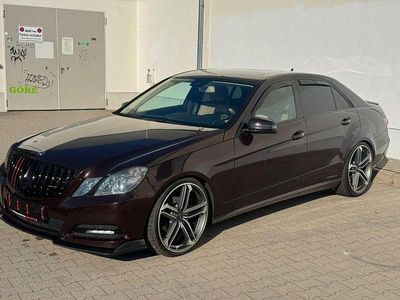 Gebraucht Mercedes E220 Avantgarde 170 PS (125 kW) 2012 Limousine