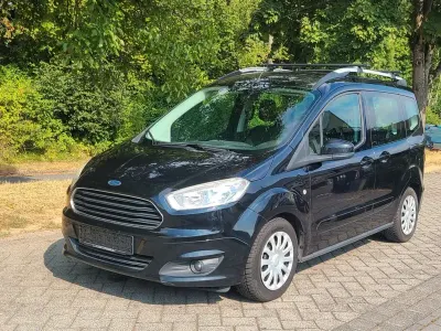 Gebraucht Ford Tourneo Courier 101 PS (74 kW) 2015 Schwarz Van / Kleinbus