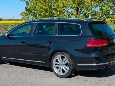 Gebraucht VW Passat Highline 140 PS (102 kW) 2012 Schwarz Kombi