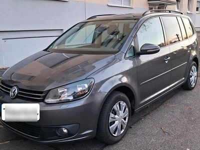 Gebraucht VW Touran Comfortline 105 PS (77 kW) 2012 Grau Van / Kleinbus