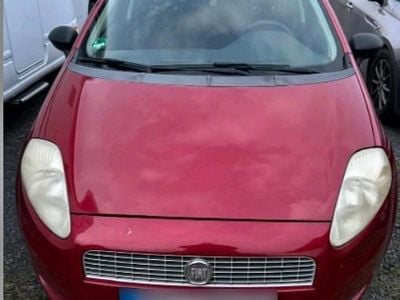 Gebraucht Fiat Punto 65 PS (47 kW) 2009 Rot Kleinwagen