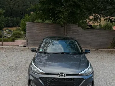 Gebraucht Hyundai i20 2019 Grau Kleinwagen