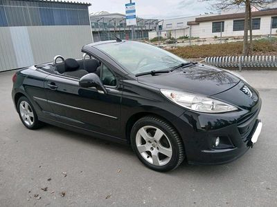 Gebraucht Peugeot 207 CC 120 PS (88 kW) 2010 Schwarz Cabrio