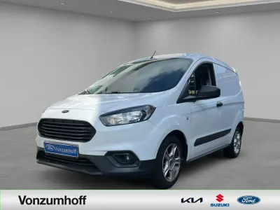 Gebraucht Ford Transit Trend 101 PS (74 kW) 2023 Frozen white Van