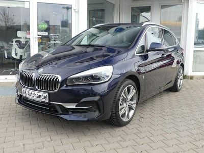 Gebraucht BMW 225 Active Tourer Luxury Line 136 PS (100 kW) 2018 Blau Van / Kleinbus