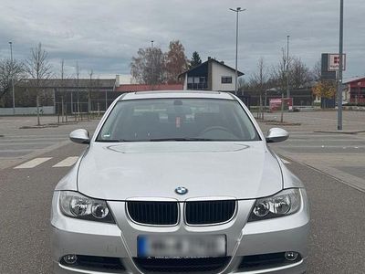 Używany BMW 320 150 KM (110 kW) 2005 Srebrny Sedan/Limuzyna