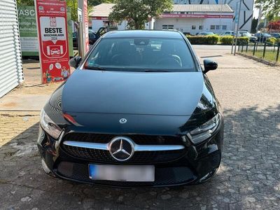 Mercedes A200