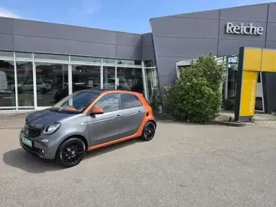 Gebraucht Smart ForFour Edition #1 90 PS (66 kW) 2016 Lavaorange bodypanel grau (metallic) Kleinwagen