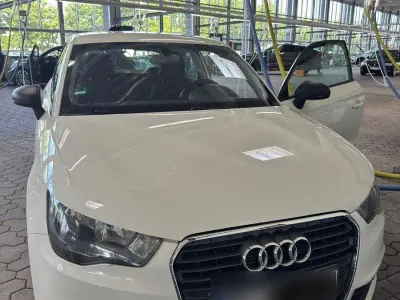 Gebraucht Audi A1 Ambition 86 PS (63 kW) 2012 Weiß Kleinwagen