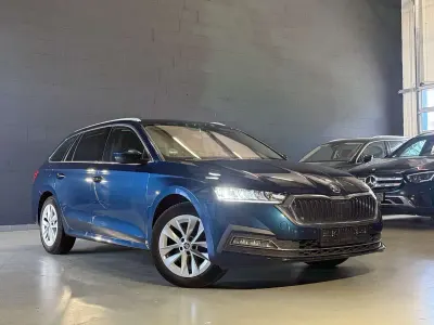 Brugt Skoda Octavia First Edition 150 HK (110 kW) 2021 Blå Stationcar