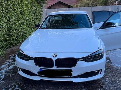 Gebraucht BMW 316 116 PS (85 kW) 2012 Weiß Limousine