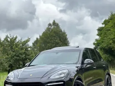 Gebraucht Porsche Cayenne Turbo 500 PS (367 kW) 2011 Schwarz SUV