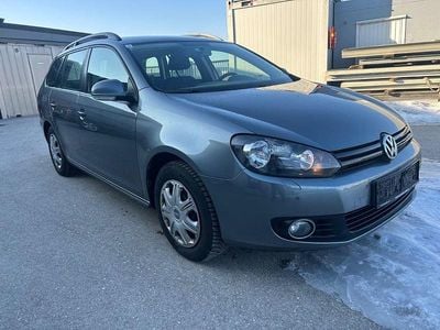 Grau Gebraucht 2011 VW Golf VI Comfortline Kleinwagen | 2.250 € (Guter Preis)