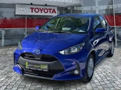 Brugt Toyota Yaris Hybrid Comfort 116 HK (85 kW) 2024 Blå Sedan