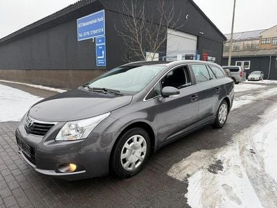 Gebraucht Toyota Avensis Sol 147 PS (108 kW) 2010 Grau Kombi