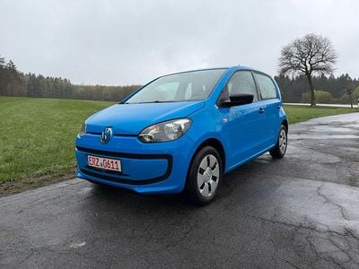 Usata VW up! 60 CV (44 kW) 2015 Blu Utilitaria