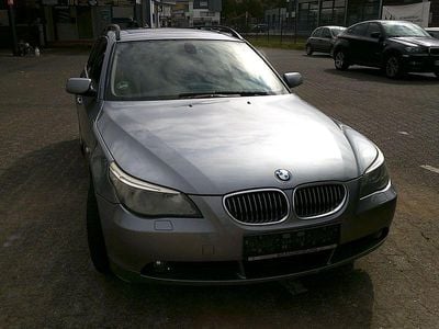 BMW 523