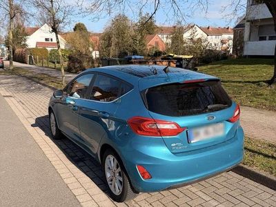 Gebraucht Ford Fiesta Cool & Connect 101 PS (74 kW) 2017 Limousine