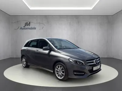 Usata Mercedes B200 136 CV (100 kW) 2016 Grigio Monovolume