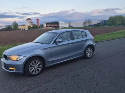 Gebraucht BMW 118 143 PS (105 kW) 2010 Blau Kleinwagen