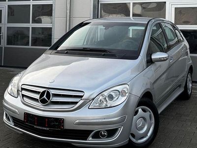Silber Gebraucht 2006 Mercedes B170 Van / Kleinbus | 5.299 € (Fairer Preis)