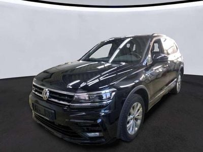 Gebraucht VW Tiguan Allspace R-line 199 PS (146 kW) 2021 Deep black perleffekt SUV