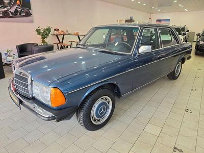 Usata Mercedes 300 88 CV (64 kW) 1983 Blu Berlina