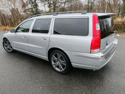 Używany Volvo V70 185 KM (136 kW) 2005 Srebrny Kombi