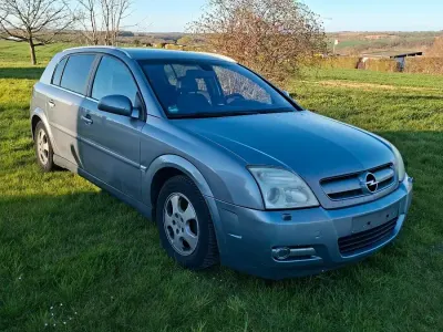 Occasion Opel Signum 155 ch (114 kW) 2004 Argent Citadine