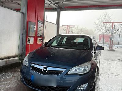 Gebraucht Opel Astra 102 PS (75 kW) 2010 Blau Kleinwagen