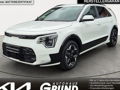 Weiß Gebraucht 2023 Kia Niro Vision SUV | 25.380 € (Fairer Preis)