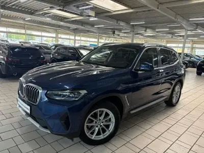 Gebraucht BMW X3 Sport Line 190 PS (139 kW) 2023 Blau SUV