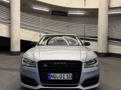 Gebraucht Audi S8 plus Ambiente 605 PS (444 kW) 2016 Silber Limousine