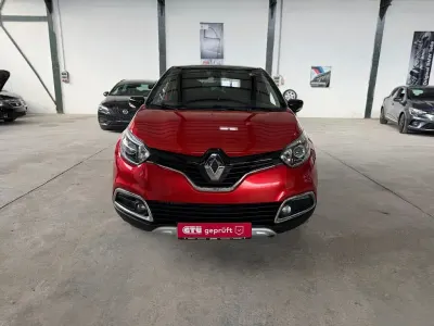 Gebraucht Renault Captur 120 PS (88 kW) 2015 Rot SUV