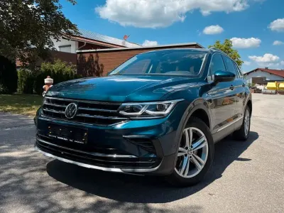 Gebraucht VW Tiguan Elegance 245 PS (180 kW) 2021 Nightshade blue metallic SUV