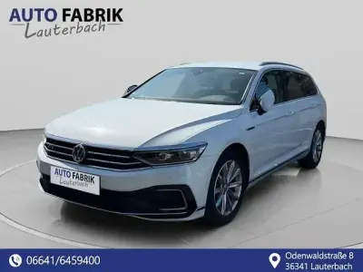 Gebraucht VW Passat GTE 156 PS (114 kW) 2020 Weiß Kombi