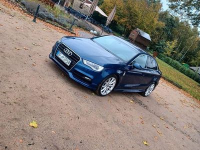 Blau Gebraucht 2015 Audi A3 S-Line Limousine | 15.199 € (Fairer Preis)