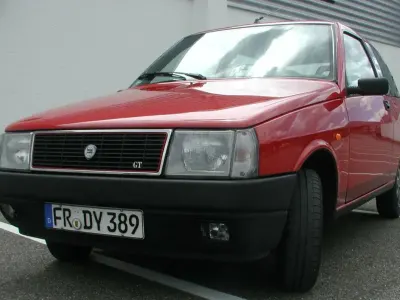 Usata Lancia Ypsilon 72 CV (52 kW) 1991 Rosso Utilitaria