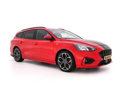 Gebraucht Ford Focus Business Edition 150 PS (110 kW) 2022 Rot Kombi
