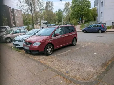Gebraucht VW Touran 140 PS (102 kW) 2006 Rot Van / Kleinbus