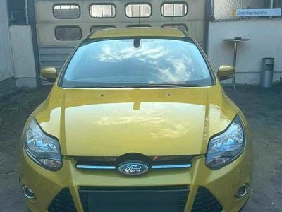 Gebraucht Ford Focus 149 PS (109 kW) 2011 Gelb Limousine