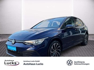 Gebraucht VW Golf VIII Life 116 PS (85 kW) 2020 Atlantic blue Limousine