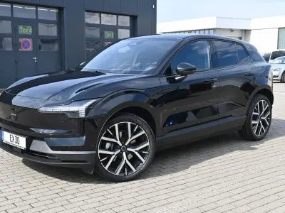 Gebraucht Volvo EX30 Plus 200 kW (272 PS) 2026 Schwarz SUV