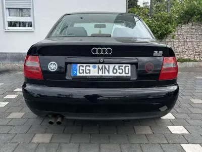 Gebraucht Audi A4 193 PS (141 kW) 1997 Schwarz Limousine